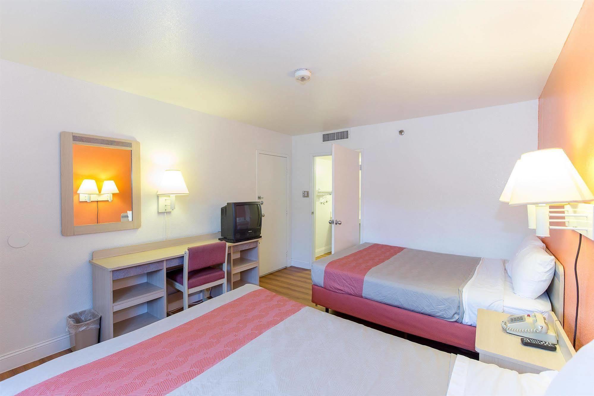 Motel 6 Vallejo - Maritime North Ngoại thất bức ảnh